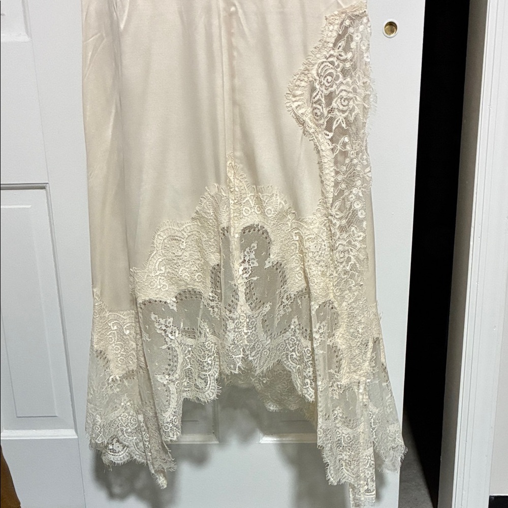 Third Form Visions Skirt 
Elegant Cream High Low Lace Skirt - Picture 3 of 5